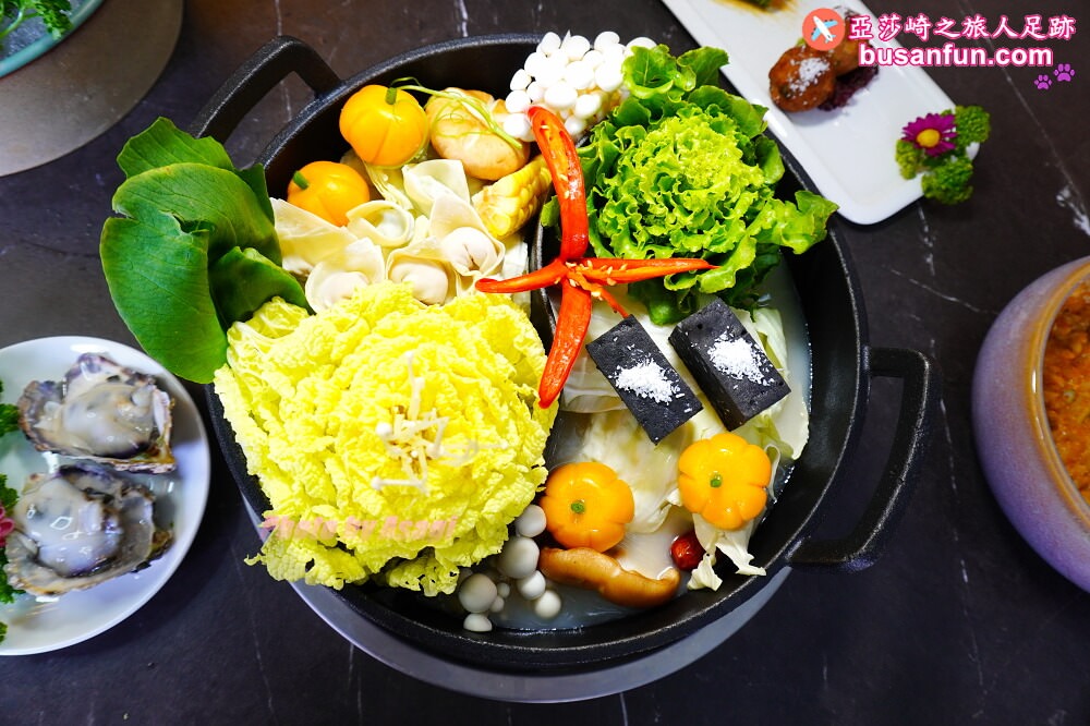 井閣鍋物美村店|雙人海陸和牛套餐湯頭講究創意手作料理 - 第14張圖 井閣鍋物美村店|雙人海陸和牛套餐湯頭講究創意手作料理