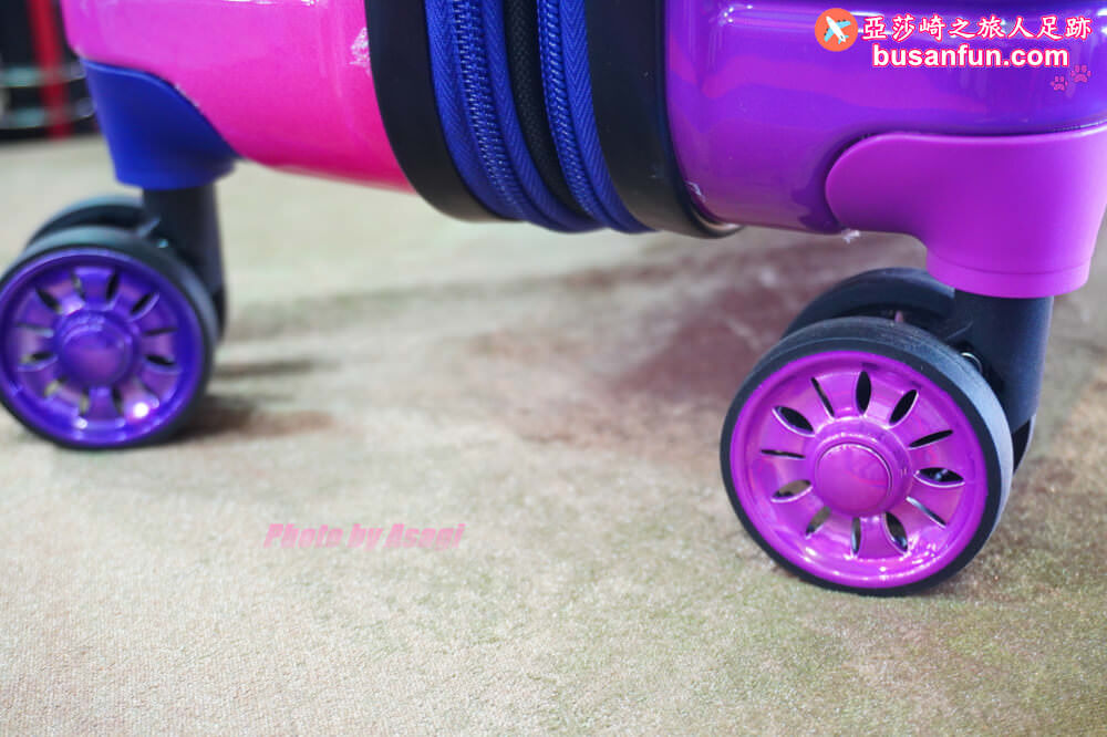 2023台中行李箱特賣會太平育賢路專業工廠直營最低990起一年保固終身保修