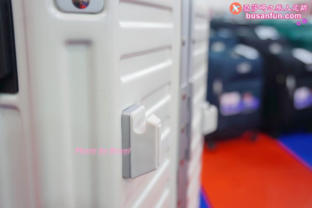 2023台中行李箱特賣會太平育賢路專業工廠直營最低990起一年保固終身保修