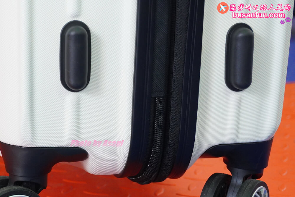 2023台中行李箱特賣會太平育賢路專業工廠直營最低990起一年保固終身保修