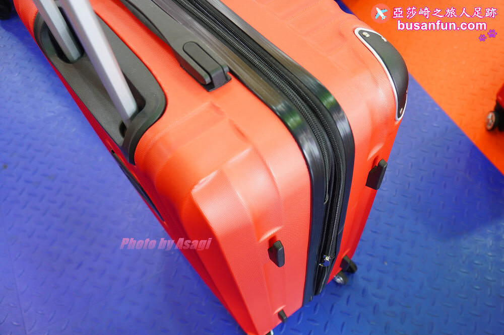 2023台中行李箱特賣會太平育賢路專業工廠直營最低990起一年保固終身保修