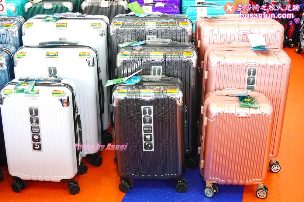 2023台中行李箱特賣會太平育賢路專業工廠直營最低990起一年保固終身保修