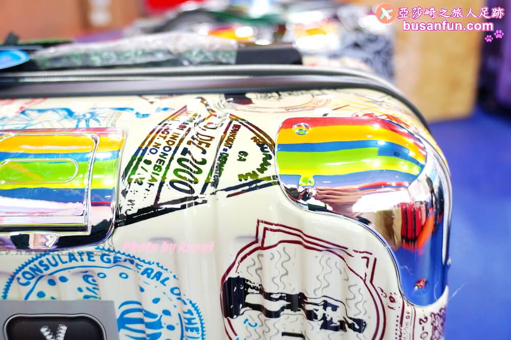 2023台中行李箱特賣會太平育賢路專業工廠直營最低990起一年保固終身保修