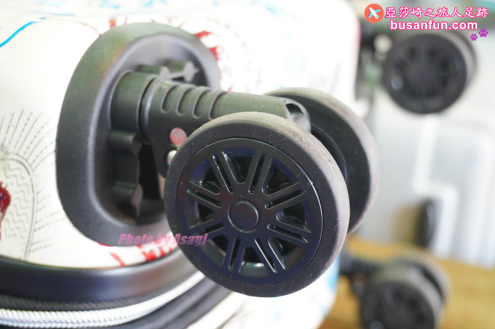 2023台中行李箱特賣會太平育賢路專業工廠直營最低990起一年保固終身保修