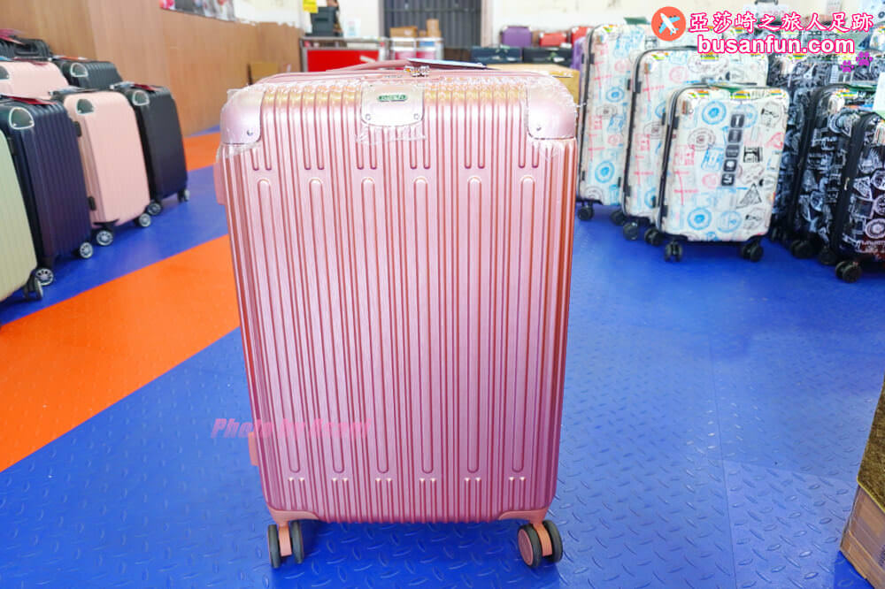2023台中行李箱特賣會太平育賢路專業工廠直營最低990起一年保固終身保修