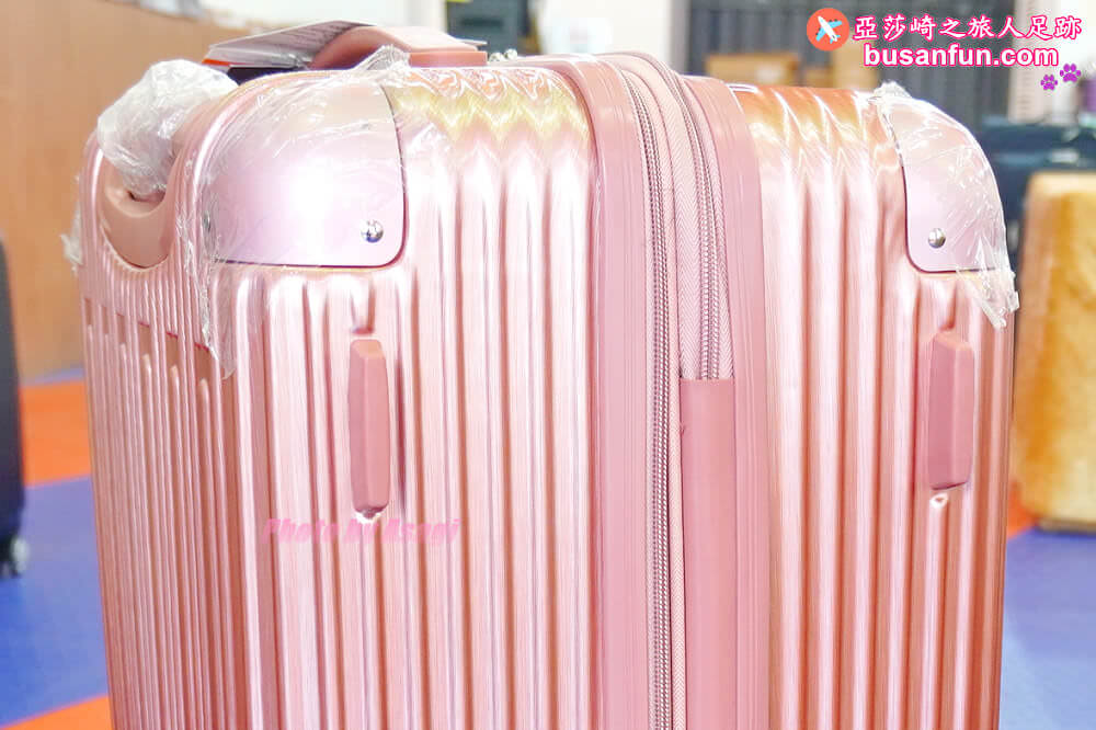 2023台中行李箱特賣會太平育賢路專業工廠直營最低990起一年保固終身保修