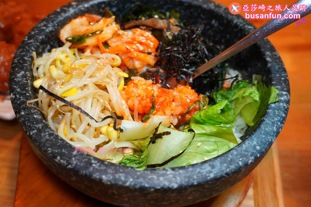 嘉義【大盛居日韓食堂】在地人推薦高CP值美味餐廳，最好吃的唐揚雞石鍋拌飯必點