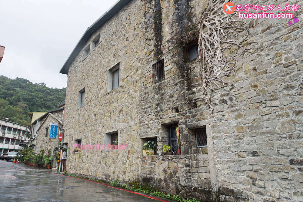 坪林小旅行一日遊|坪林老街手作茶羊羹吃紅茶滷肉、坪林茶葉博物館、綠光農園採茶品茗、北宜路坪林商圈找茶趣|新北好茶節假日市集 - 第5張圖 坪林小旅行一日遊|坪林老街手作茶羊羹吃紅茶滷肉、坪林茶葉博物館、綠光農園採茶品茗、北宜路坪林商圈找茶趣|新北好茶節假日市集