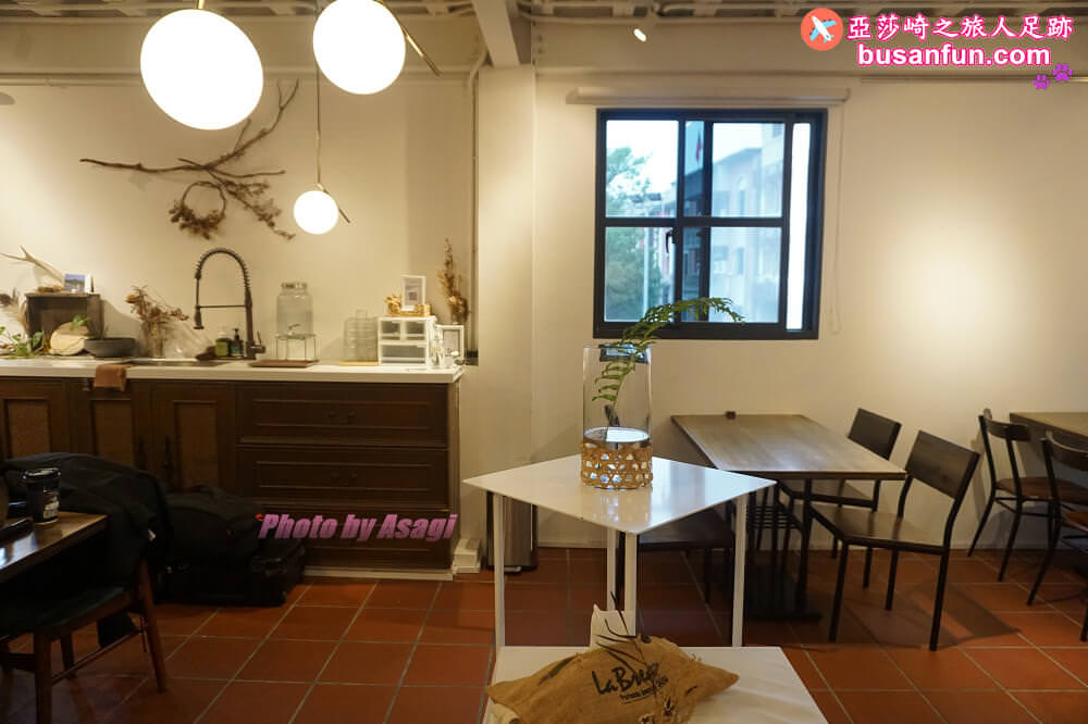 坪林小旅行一日遊|坪林老街手作茶羊羹吃紅茶滷肉、坪林茶葉博物館、綠光農園採茶品茗、北宜路坪林商圈找茶趣|新北好茶節假日市集 - 第20張圖 坪林小旅行一日遊|坪林老街手作茶羊羹吃紅茶滷肉、坪林茶葉博物館、綠光農園採茶品茗、北宜路坪林商圈找茶趣|新北好茶節假日市集