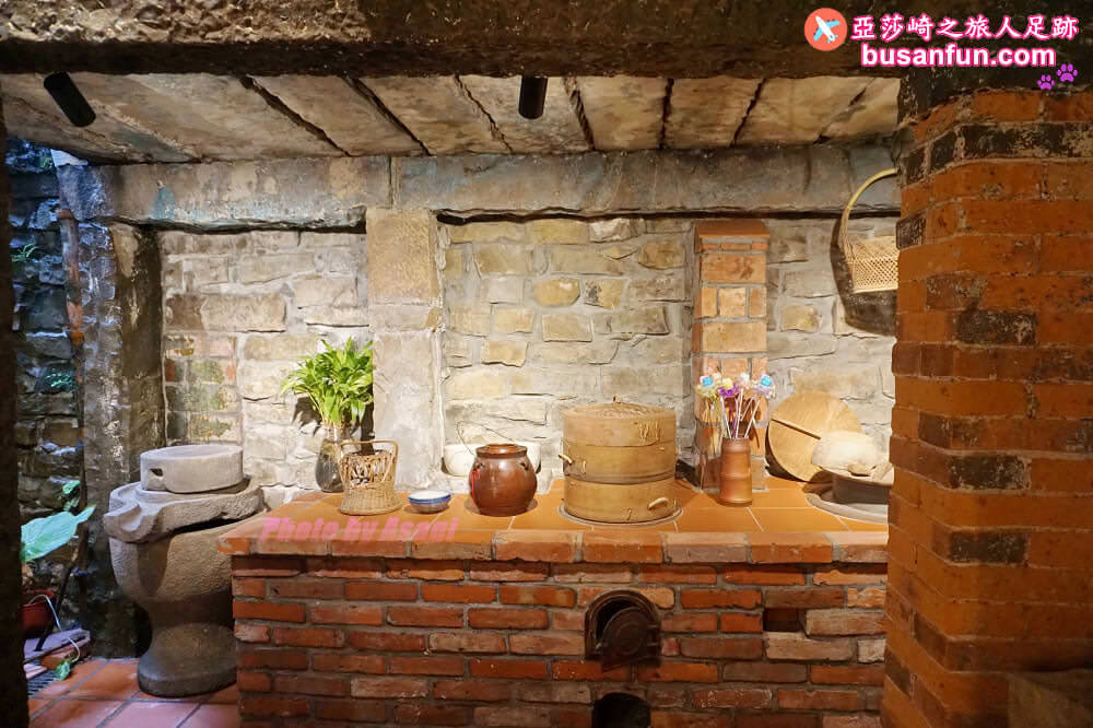 坪林小旅行一日遊|坪林老街手作茶羊羹吃紅茶滷肉、坪林茶葉博物館、綠光農園採茶品茗、北宜路坪林商圈找茶趣|新北好茶節假日市集 - 第41張圖 坪林小旅行一日遊|坪林老街手作茶羊羹吃紅茶滷肉、坪林茶葉博物館、綠光農園採茶品茗、北宜路坪林商圈找茶趣|新北好茶節假日市集