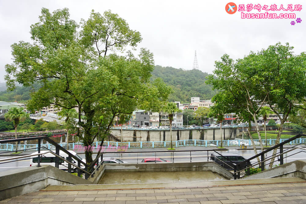 坪林小旅行一日遊|坪林老街手作茶羊羹吃紅茶滷肉、坪林茶葉博物館、綠光農園採茶品茗、北宜路坪林商圈找茶趣|新北好茶節假日市集 - 第46張圖 坪林小旅行一日遊|坪林老街手作茶羊羹吃紅茶滷肉、坪林茶葉博物館、綠光農園採茶品茗、北宜路坪林商圈找茶趣|新北好茶節假日市集