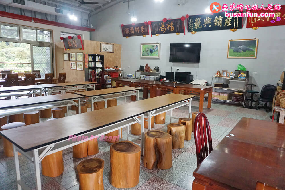 坪林小旅行一日遊|坪林老街手作茶羊羹吃紅茶滷肉、坪林茶葉博物館、綠光農園採茶品茗、北宜路坪林商圈找茶趣|新北好茶節假日市集 - 第65張圖 坪林小旅行一日遊|坪林老街手作茶羊羹吃紅茶滷肉、坪林茶葉博物館、綠光農園採茶品茗、北宜路坪林商圈找茶趣|新北好茶節假日市集