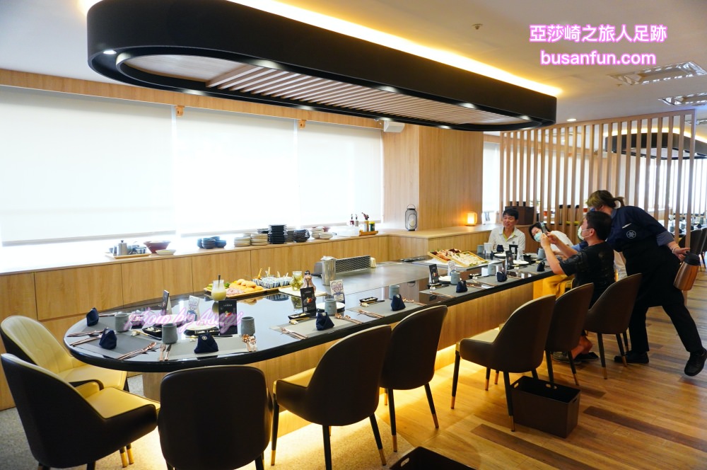 台北一位難求的無菜單鐵板燒【明水然・樂 高雄三多店】高CP值高檔海陸套餐高雄也吃得到 - 第4張圖 台北一位難求的無菜單鐵板燒【明水然・樂 高雄三多店】高CP值高檔海陸套餐高雄也吃得到