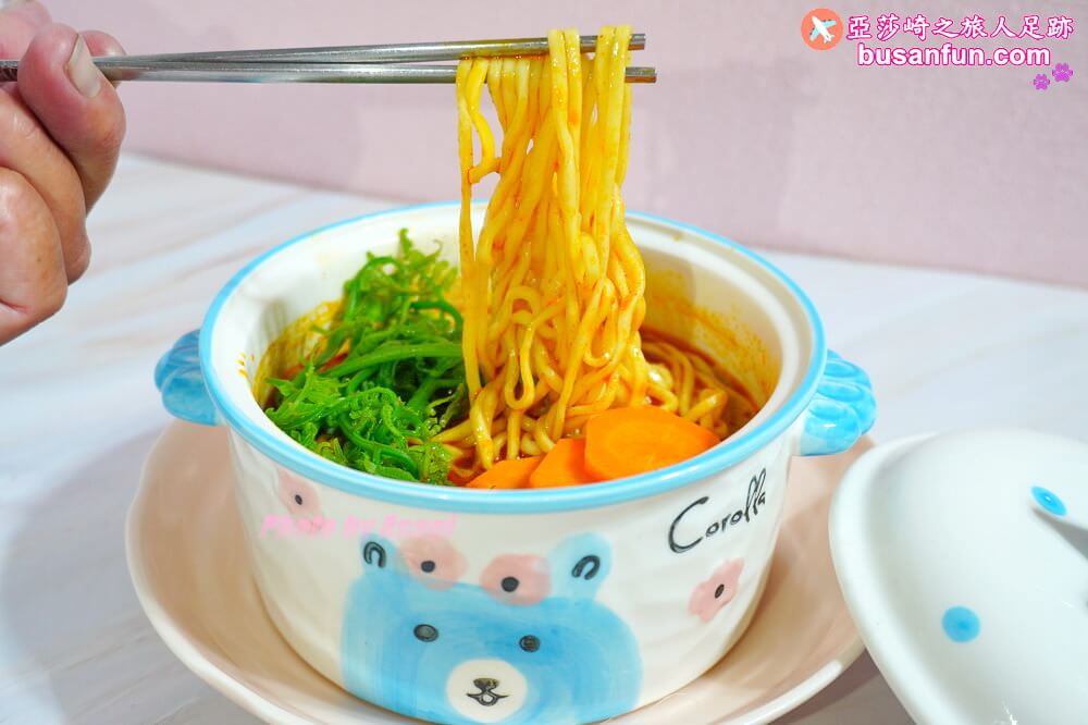 熱浪叻沙湯麵好吃嗎？顛覆我對全素快煮麵的美味新標竿