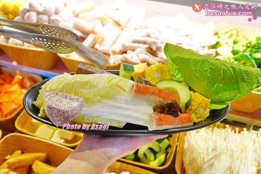 【狂一鍋新莊八德店】全台最大火鍋集團肉多多火鍋新品牌狂一鍋超人氣名店來新莊八德插旗｜酷炫香辣火焰鍋全新上桌