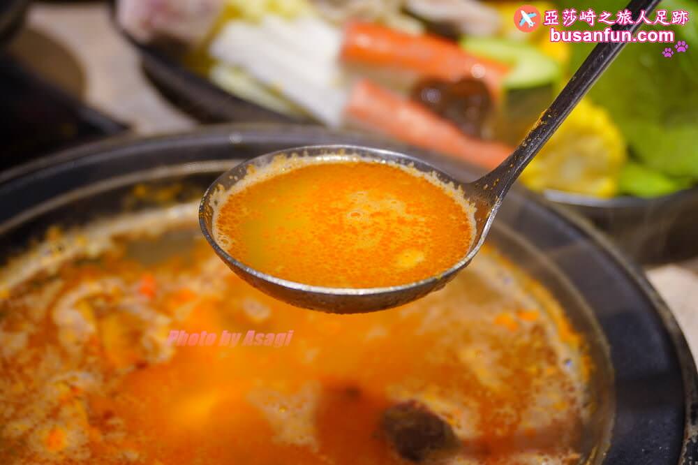 【狂一鍋新莊八德店】全台最大火鍋集團肉多多火鍋新品牌狂一鍋超人氣名店來新莊八德插旗｜酷炫香辣火焰鍋全新上桌