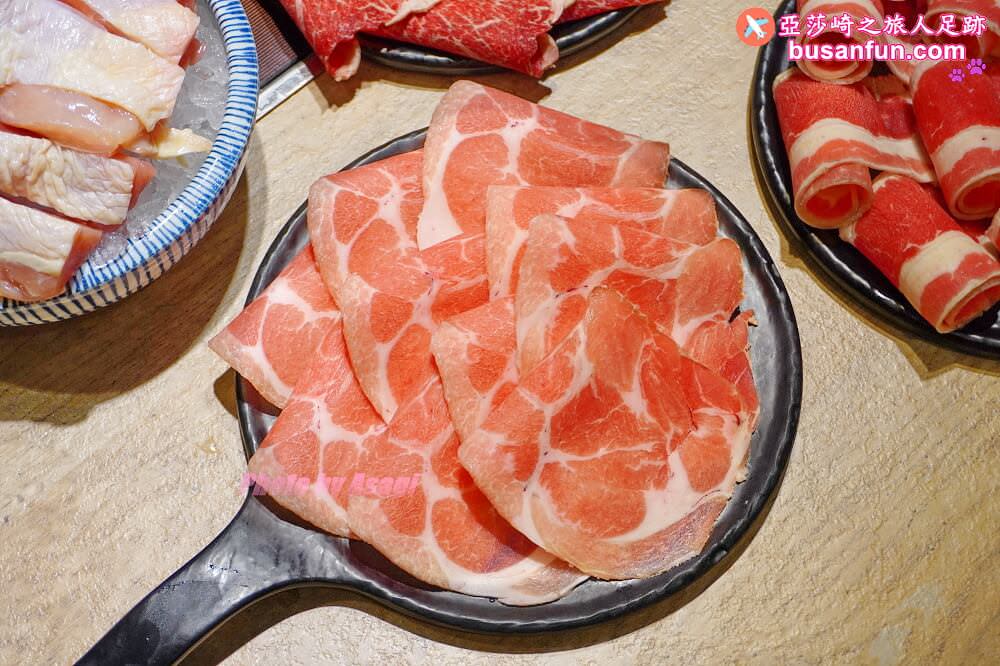 【狂一鍋新莊八德店】全台最大火鍋集團肉多多火鍋新品牌狂一鍋超人氣名店來新莊八德插旗｜酷炫香辣火焰鍋全新上桌