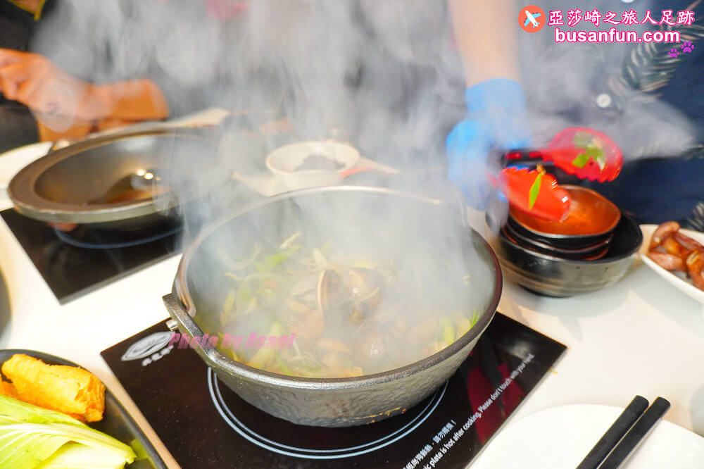 超人氣排隊名店一吃就圈粉的台式爆炒火鍋【狂一鍋台中漢口店】必回訪 - 第28張圖 超人氣排隊名店一吃就圈粉的台式爆炒火鍋【狂一鍋台中漢口店】必回訪