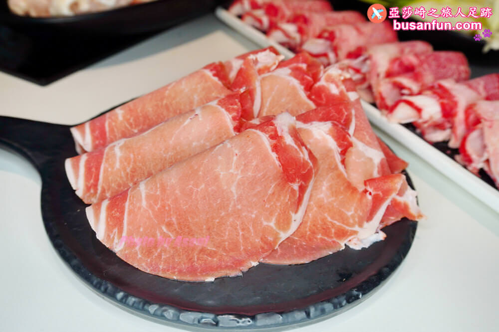 超人氣排隊名店一吃就圈粉的台式爆炒火鍋【狂一鍋台中漢口店】必回訪 - 第51張圖 超人氣排隊名店一吃就圈粉的台式爆炒火鍋【狂一鍋台中漢口店】必回訪