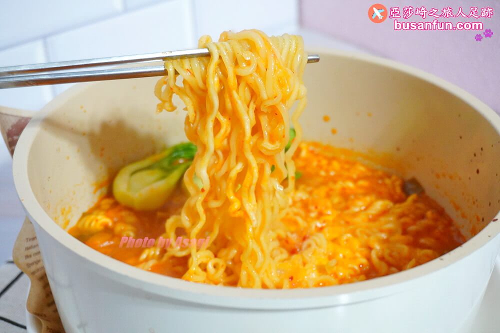 韓式料理冷凍宅配推薦｜老媽家韓式部隊鍋、起司豬肉鍋、雜菜粉絲等加熱即食道地韓國味