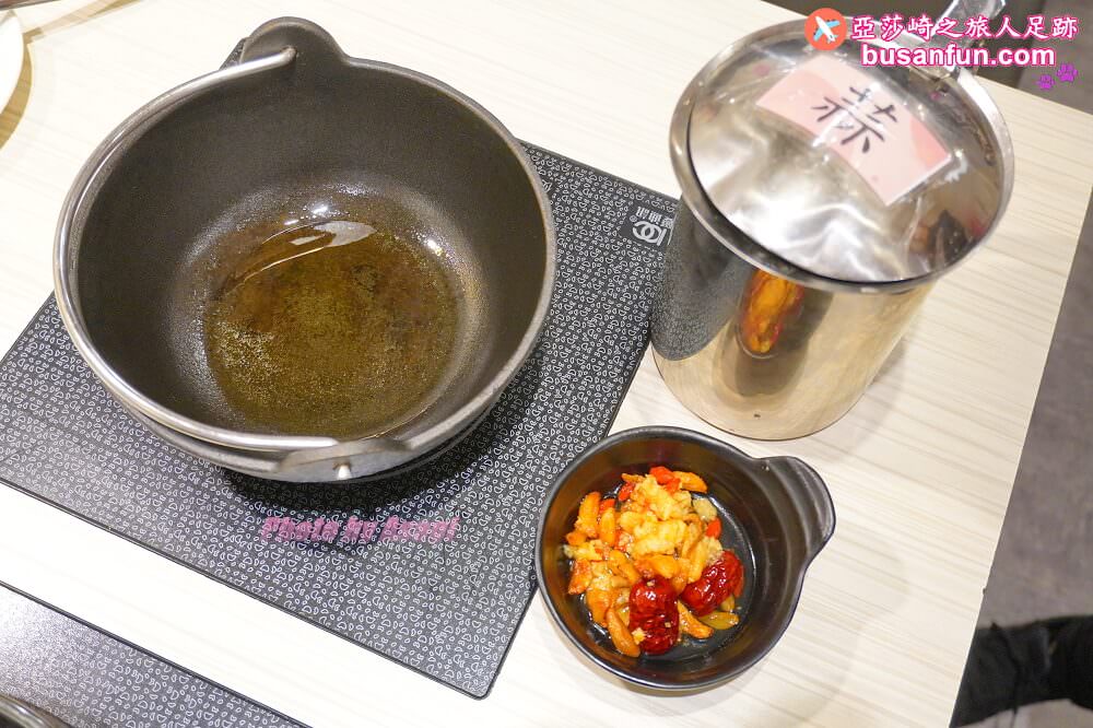最潮火鍋品牌【肉多多火鍋台中太平店】三人行必有麻辣吃 - 第34張圖 最潮火鍋品牌【肉多多火鍋台中太平店】三人行必有麻辣吃