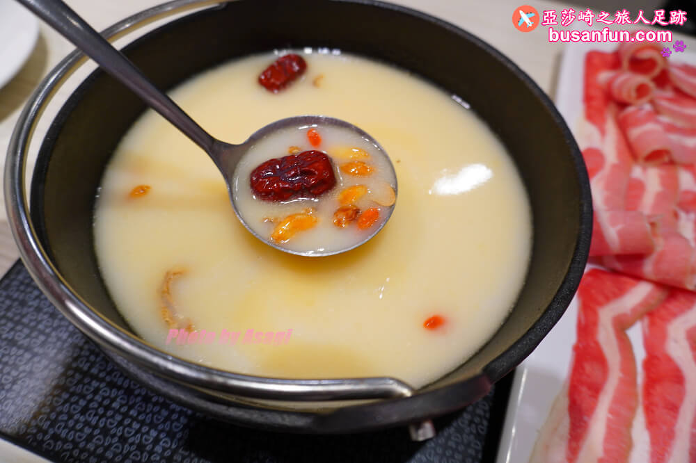 最潮火鍋品牌【肉多多火鍋台中太平店】三人行必有麻辣吃 - 第37張圖 最潮火鍋品牌【肉多多火鍋台中太平店】三人行必有麻辣吃