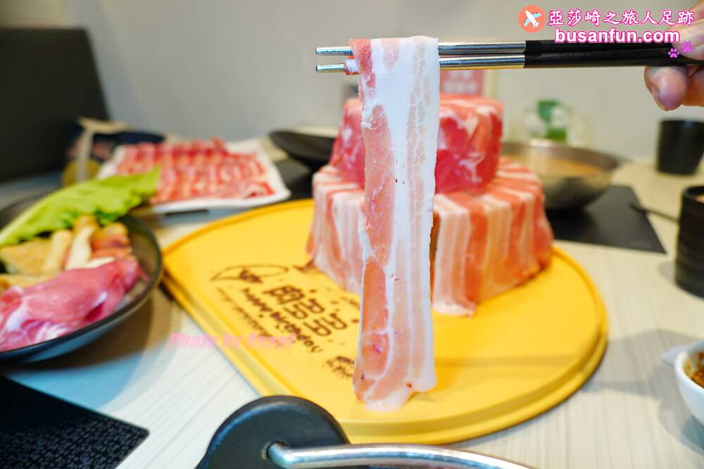 最潮火鍋品牌【肉多多火鍋台中太平店】三人行必有麻辣吃 - 第40張圖 最潮火鍋品牌【肉多多火鍋台中太平店】三人行必有麻辣吃