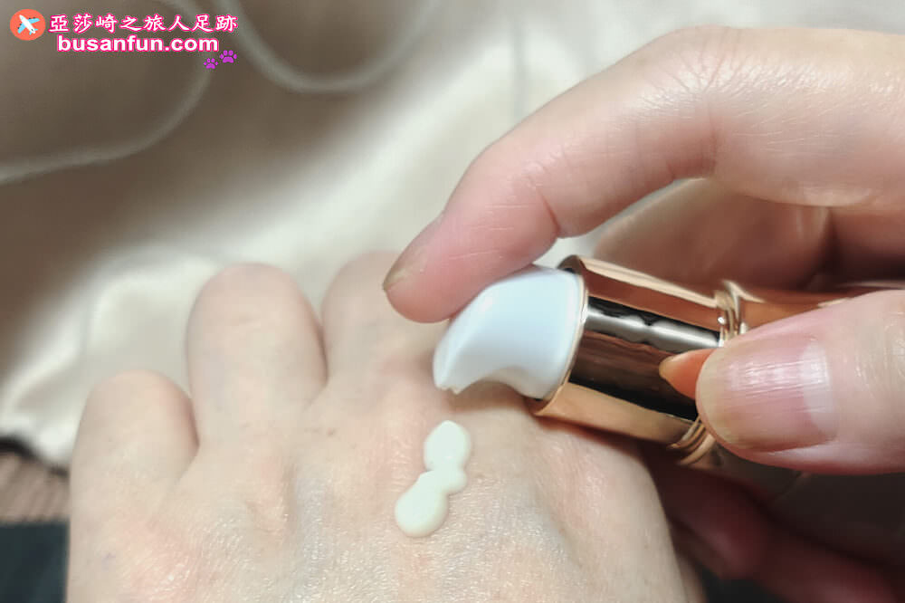 荷柏園好用嗎？早C晚A草本保養使用心得－艾塔桂花白C淨亮精華液＆艾塔桂花A醇瞬效抗痕精華