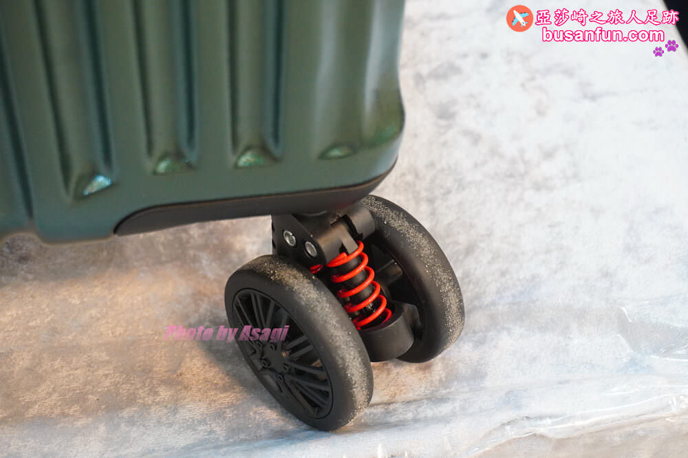 2023台中行李箱特賣會最低990起＆2023台中日本陶瓷碗盤清倉大拍賣滿千送200開跑