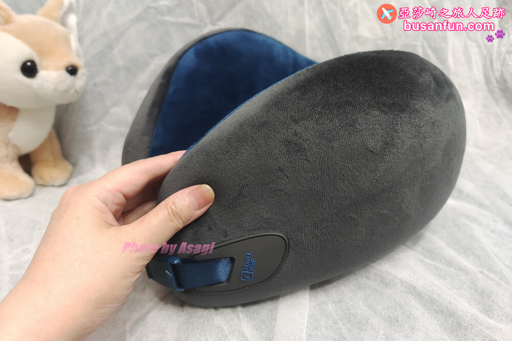 Travel Blue豪華頸枕使用心得完美包覆極度舒適｜飛買家聯名好物7折優惠中