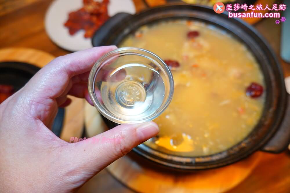 最潮韓鍋林口最強【辛韓道林口昕境店】韓式海鮮部隊鍋、人蔘雞、小菜無限續加超可以 - 第17張圖 最潮韓鍋林口最強【辛韓道林口昕境店】韓式海鮮部隊鍋、人蔘雞、小菜無限續加超可以