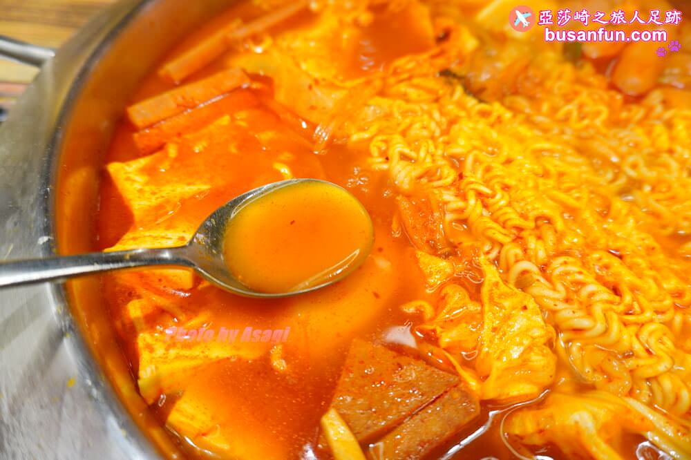 台北西門町韓式料理餐廳 阿豬媽韓式烤腸專門店-西門店