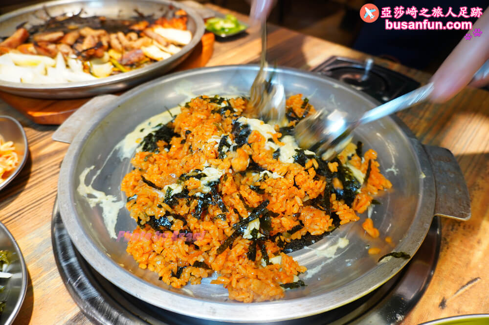 台北西門町韓式料理餐廳 阿豬媽韓式烤腸專門店-西門店