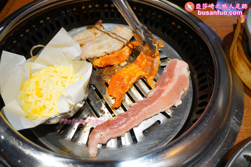 阿豬媽韓式烤肉吃到飽北車店大口吃肉｜台北車站微風美食街餐廳推薦