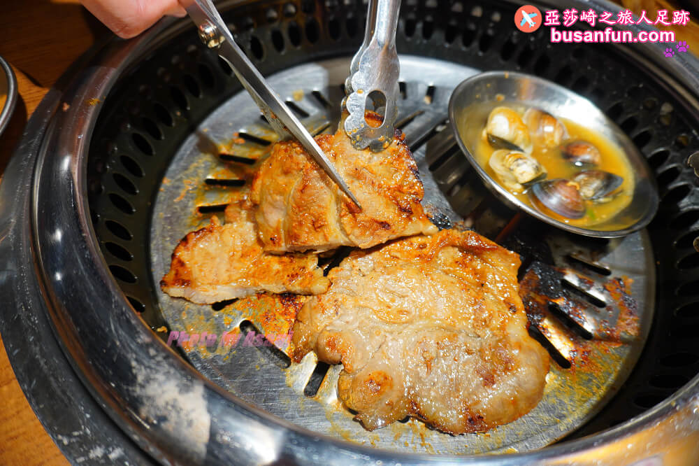 阿豬媽韓式烤肉吃到飽北車店大口吃肉｜台北車站微風美食街餐廳推薦
