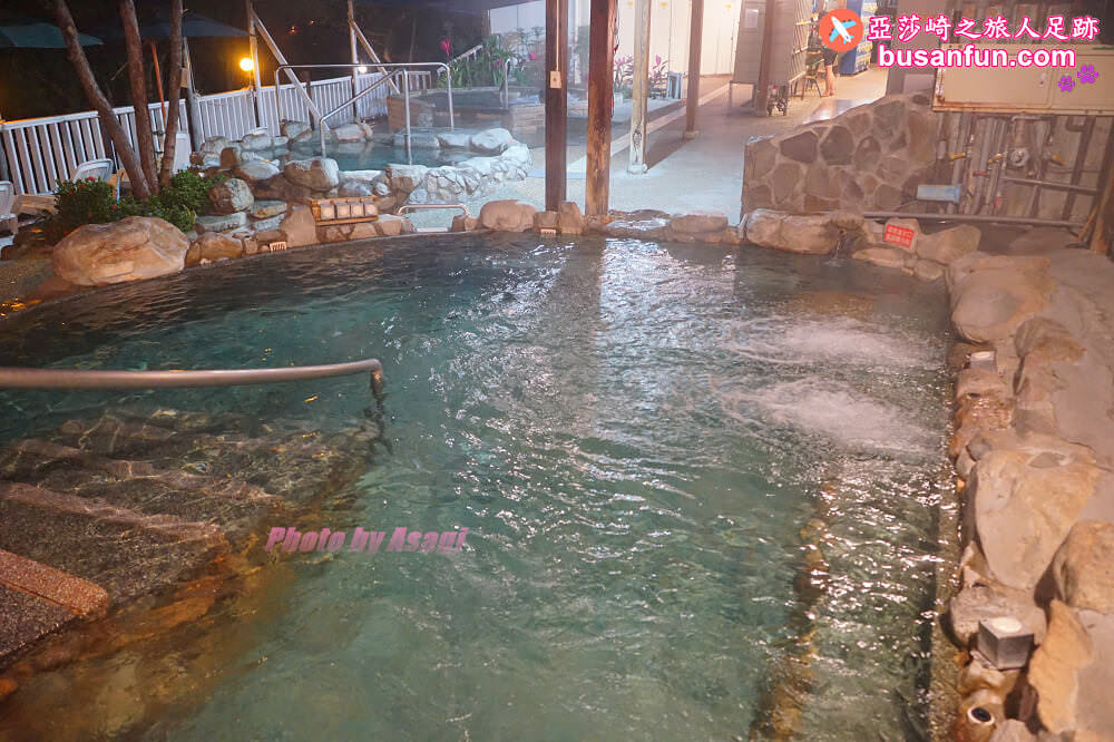 谷關住宿推薦｜麗池山水溫泉會館地中海度假飯店房間泡湯池超大還有露天大眾池