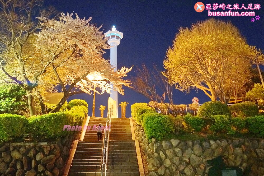 釜山南浦站龍頭山公園용두산공원&釜山塔부산타워好逛鬧區中的美拍景點 - 第4張圖 釜山南浦站龍頭山公園용두산공원&釜山塔부산타워好逛鬧區中的美拍景點