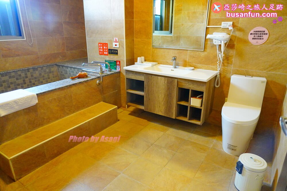 台南泡湯龜丹溫泉住宿推薦｜龜丹六二溫泉山房超大溫泉浴池環境典雅