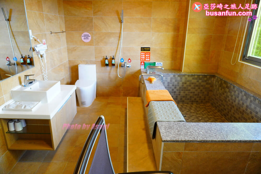 台南泡湯龜丹溫泉住宿推薦｜龜丹六二溫泉山房超大溫泉浴池環境典雅