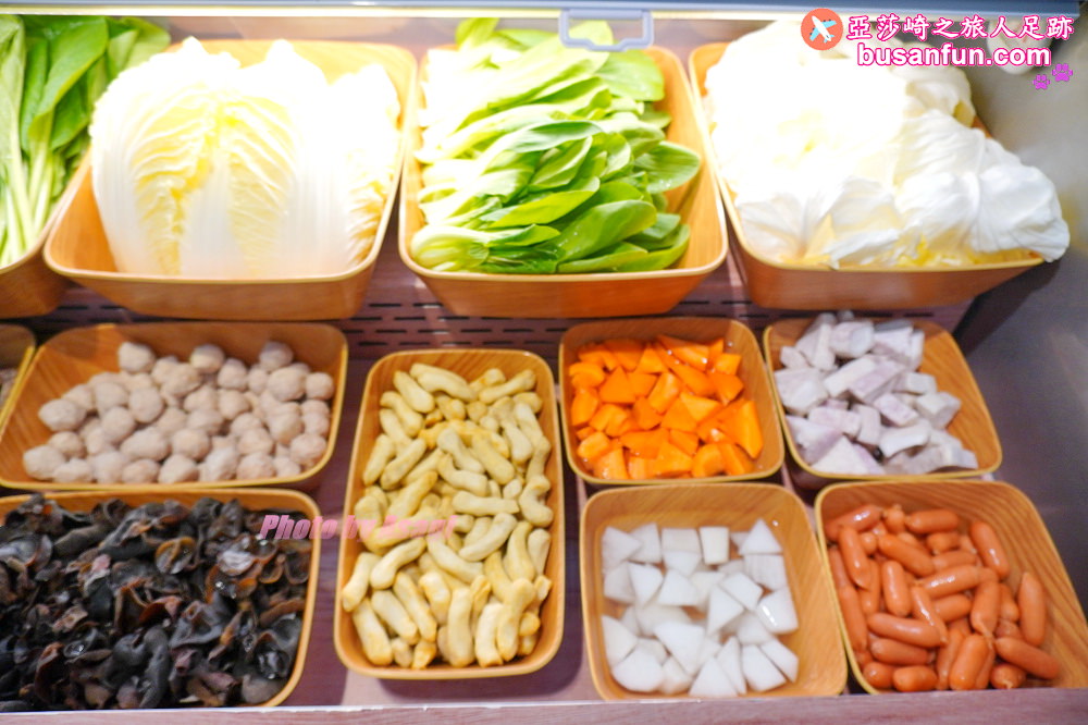 (原址改成肉多多火鍋)火鍋第一品牌火鍋迷必吃名店樂多多集團旗下狂一鍋新台式火鍋來台中精武東路插旗