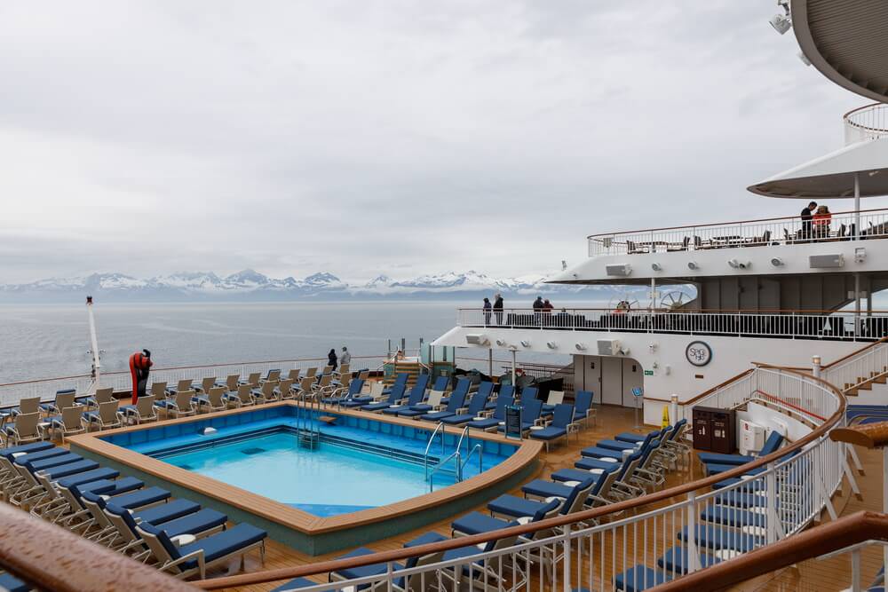 雄獅旅遊挪威郵輪奮進號－夏季暑假親子精選，基隆出發台灣首航指定航程同房第三、四人0元