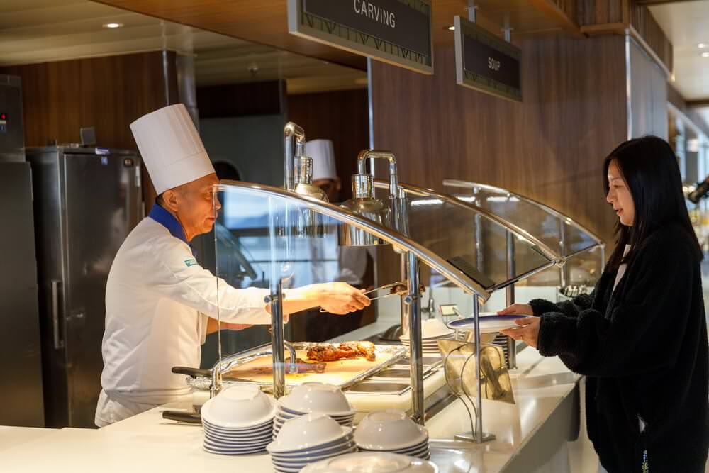 雄獅旅遊挪威郵輪奮進號－夏季暑假親子精選，基隆出發台灣首航指定航程同房第三、四人0元