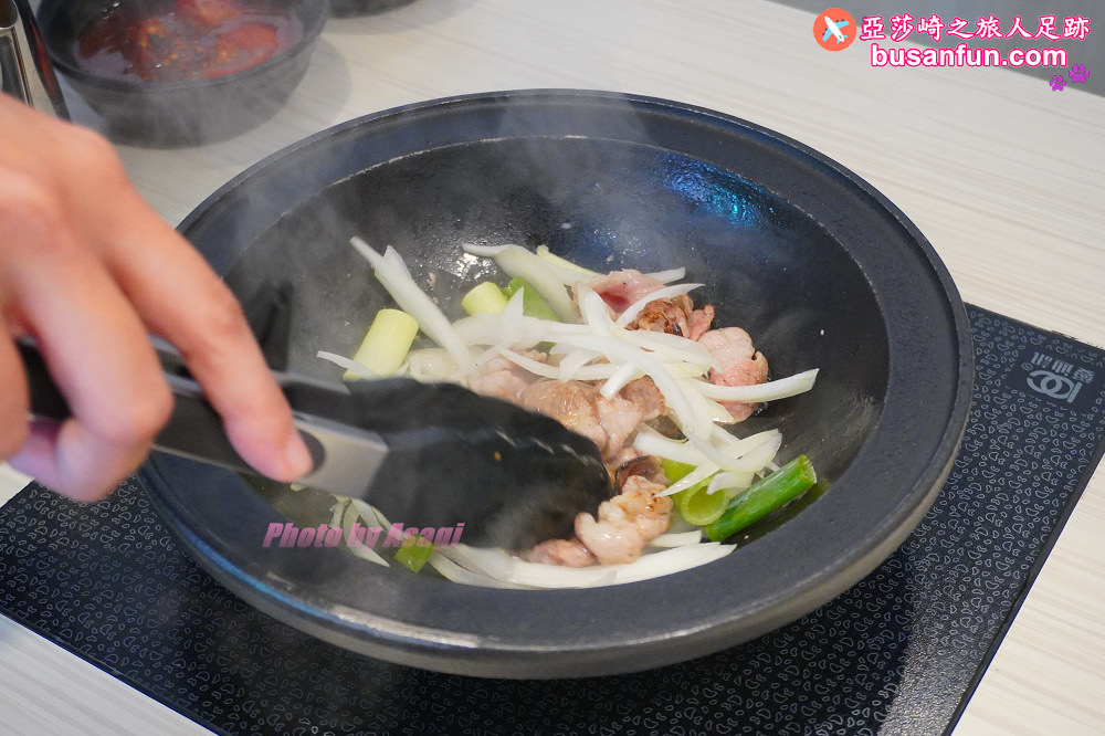 (原址改成肉多多火鍋)火鍋第一品牌火鍋迷必吃名店樂多多集團旗下狂一鍋新台式火鍋來台中精武東路插旗