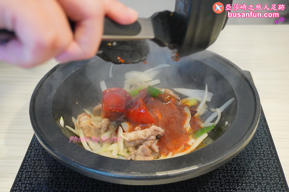 (原址改成肉多多火鍋)火鍋第一品牌火鍋迷必吃名店樂多多集團旗下狂一鍋新台式火鍋來台中精武東路插旗