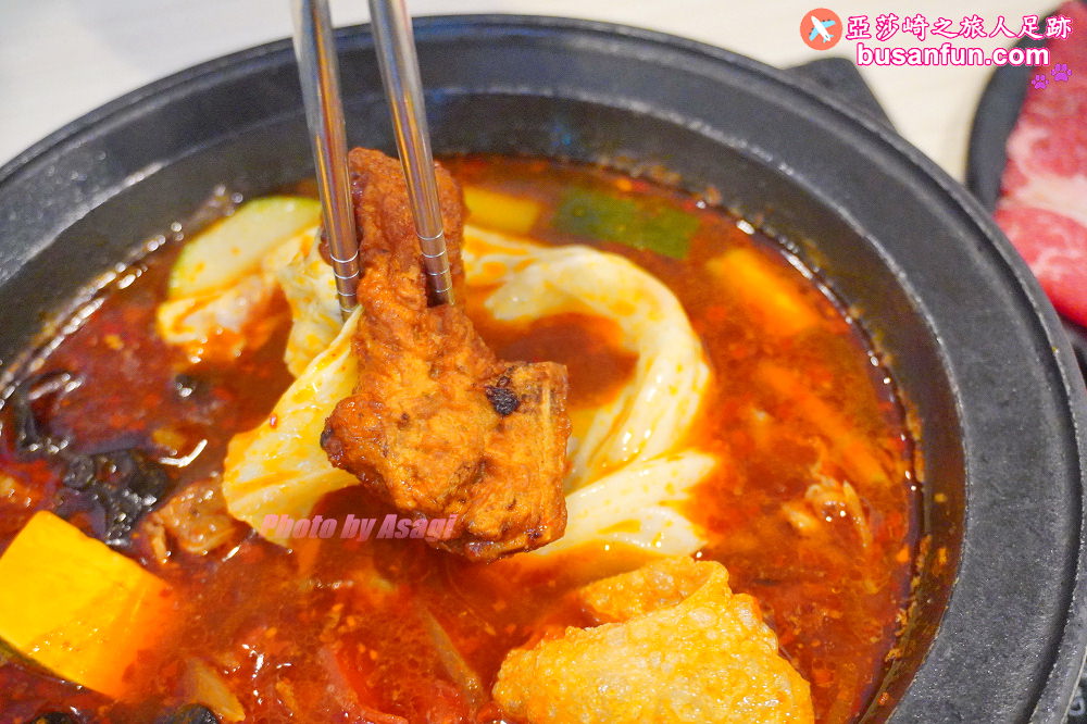 (原址改成肉多多火鍋)火鍋第一品牌火鍋迷必吃名店樂多多集團旗下狂一鍋新台式火鍋來台中精武東路插旗