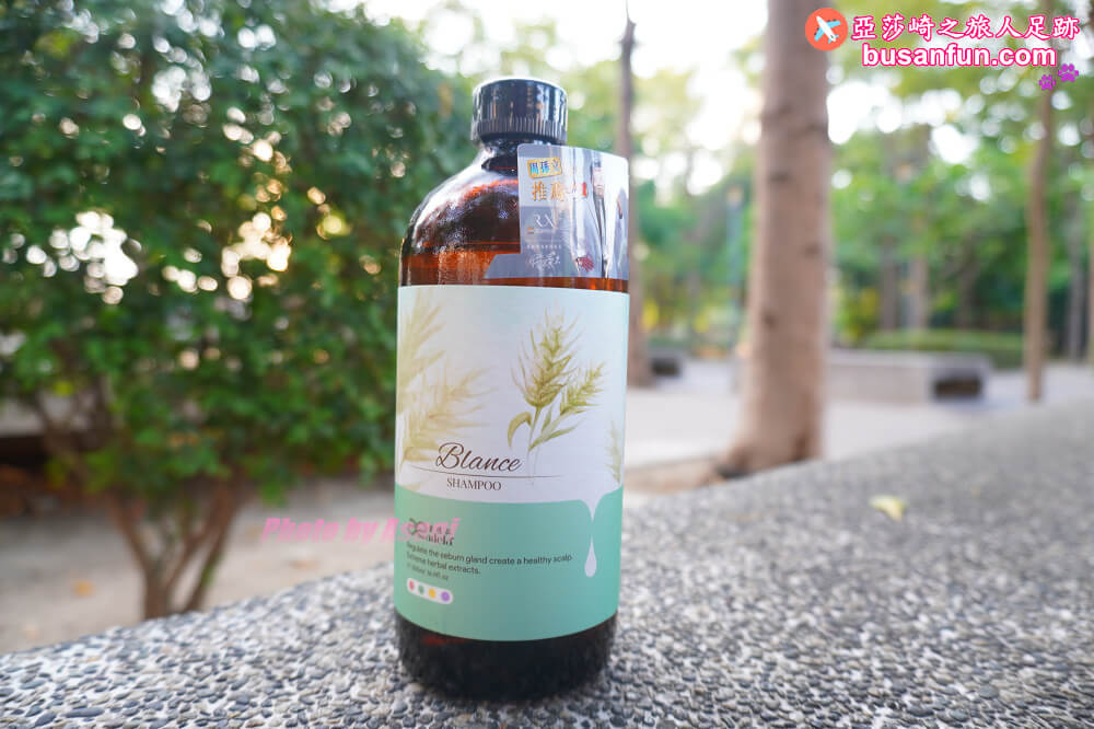 Adela愛德拉花精萃系列專門照顧頭皮出油的燙染分岔毛躁髮｜返璞歸真洗髮精、漫舞茶花護髮素、花精萃賦活露