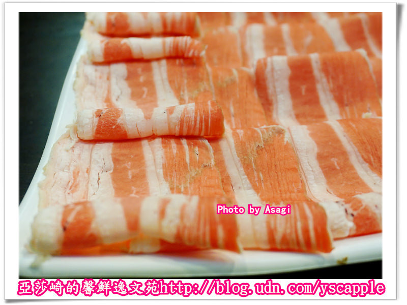 【鍋饕精緻涮涮鍋】紅酒牛肉鍋酒香迷人頂級和牛肉質嫩到想尖叫